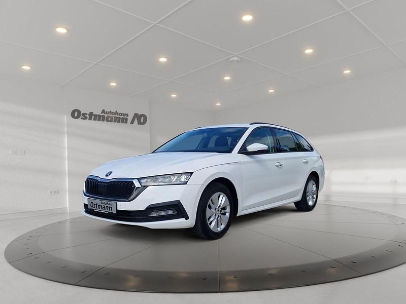 Weiß Gebraucht 2021 Skoda Octavia Ambition Kombi | 23.990 € (Fairer Preis) - Bild 1/4