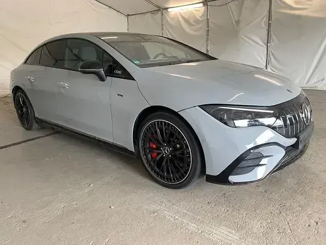 Gebraucht Mercedes EQE AMG 43 AMG 350 kW (476 PS) 2023 Alpingrauunilack Limousine