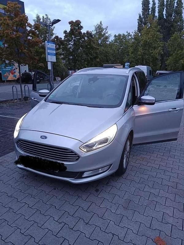 Second-hand Ford Galaxy Trend 150 CP (110 kW) 2017 Argintiu Monovolum