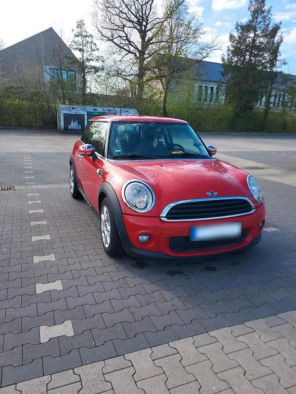 Second-hand Mini ONE 75 CP (55 kW) 2011 Roșu Hatchback