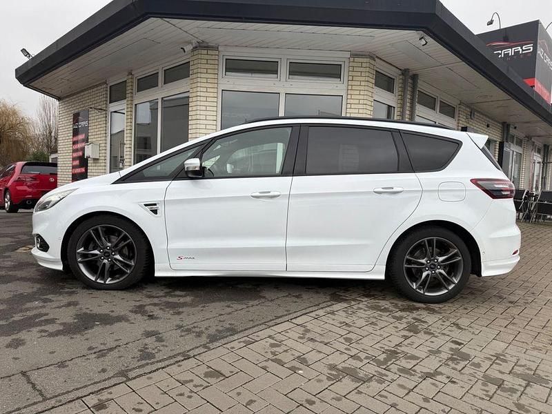Gebraucht Ford S-MAX ST-Line 190 PS (139 kW) 2018 Weiß Van / Kleinbus