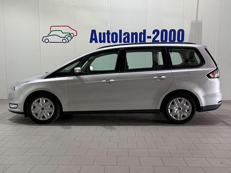 Gebraucht Ford Galaxy Trend 150 PS (110 kW) 2017 Silber Van / Kleinbus