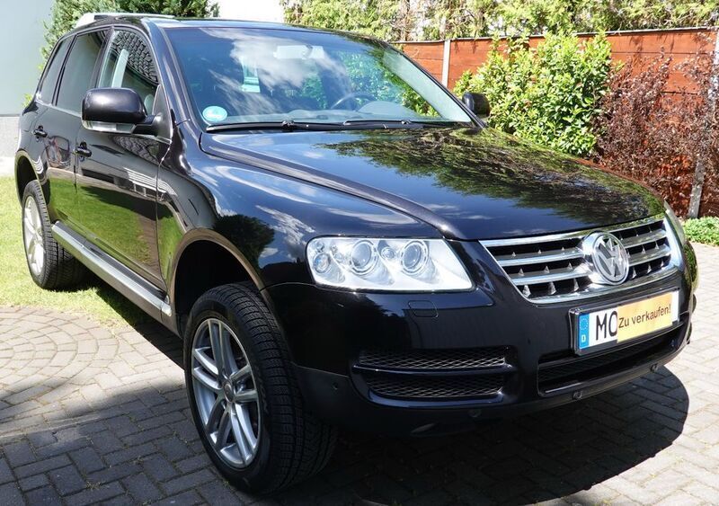 Schwarz Gebraucht 2005 VW Touareg Individual SUV | 9.999 € (Teuer) - Bild 1/4