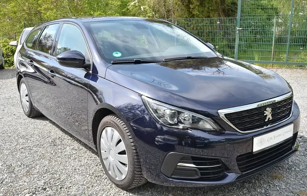 Gebraucht Peugeot 308 SW Active 131 PS (96 kW) 2020 Blau Kombi