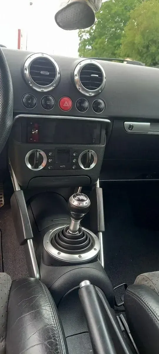 Gebraucht Audi TT Sport 224 PS (164 kW) 2000 Silber Coupé