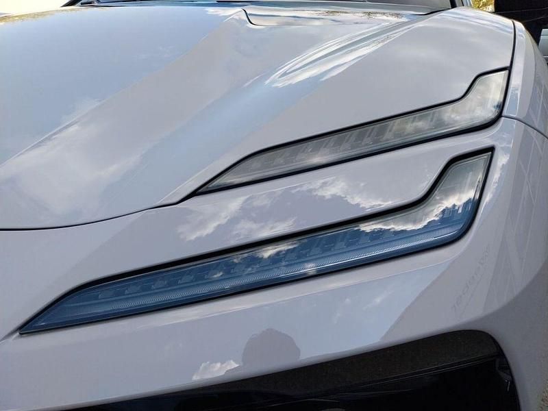 Nowe Lotus Emeya 450 kW (612 KM) 2026 Szary Hatchback