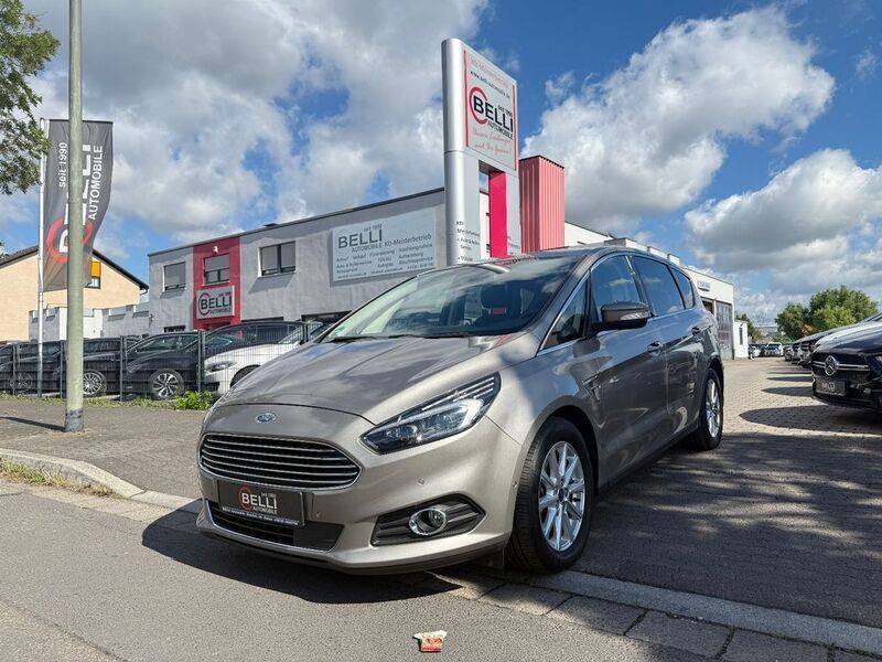 Other Gebraucht 2016 Ford S-MAX Titanium Van / Kleinbus | 15.950 € (Guter Preis) - Bild 1/4
