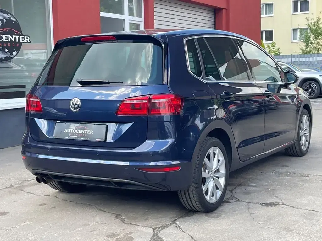 Używany VW Golf Highline 150 KM (110 kW) 2014 Niebieski SUV