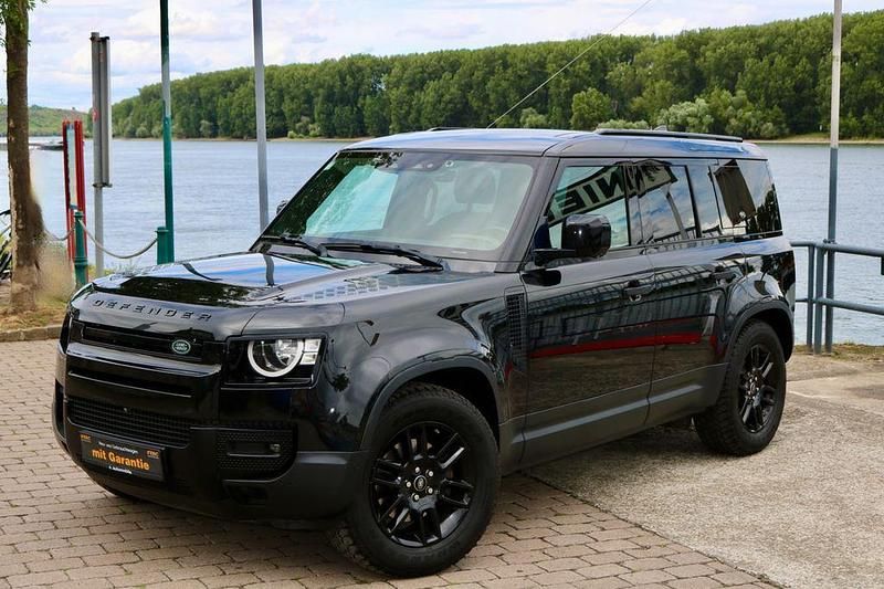 Schwarz Gebraucht 2021 Land Rover Defender Black Edition SUV | 49.990 € (Etwas zu teuer) - Bild 1/4