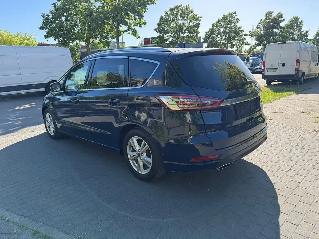 Gebraucht Ford S-MAX Titanium 190 PS (139 kW) 2020 Blau Van / Kleinbus