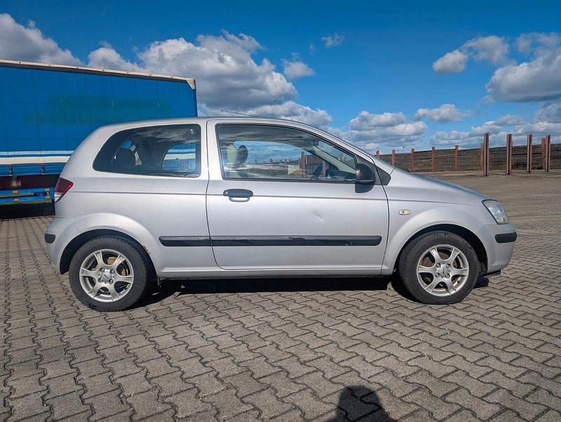 Gebraucht Hyundai Getz 62 PS (45 kW) 2005 Silber Kleinwagen
