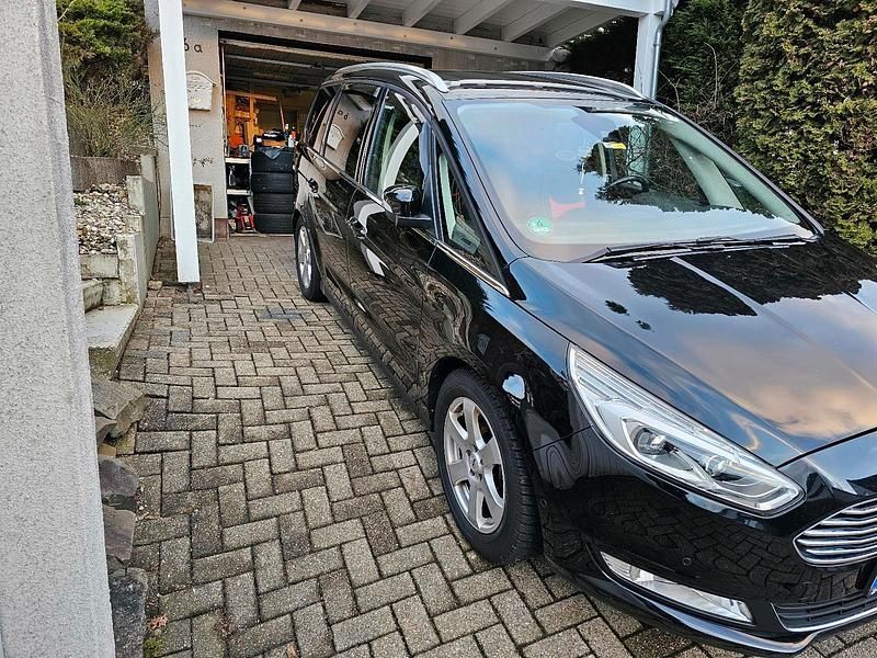 Gebraucht Ford Galaxy Titanium 180 PS (132 kW) 2016 Schwarz Van / Kleinbus