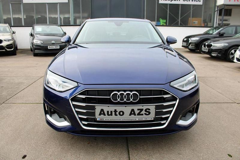 Gebraucht Audi A4 Advanced 204 PS (150 kW) 2021 Blau Limousine