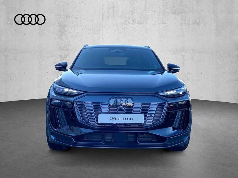 Gebraucht Audi Q6 e-tron Performance 225 kW (306 PS) 2026 Grau SUV