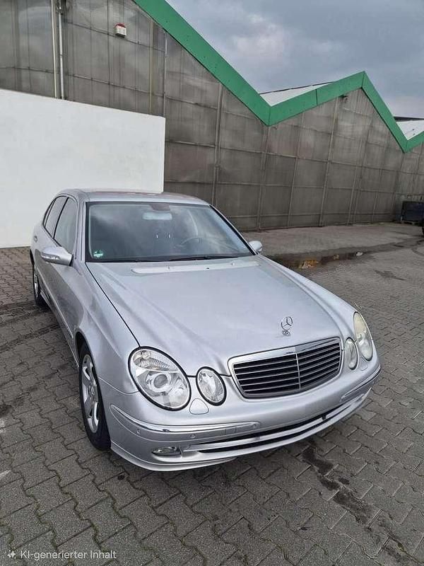Gebraucht Mercedes E200 163 PS (119 kW) 2005 Limousine