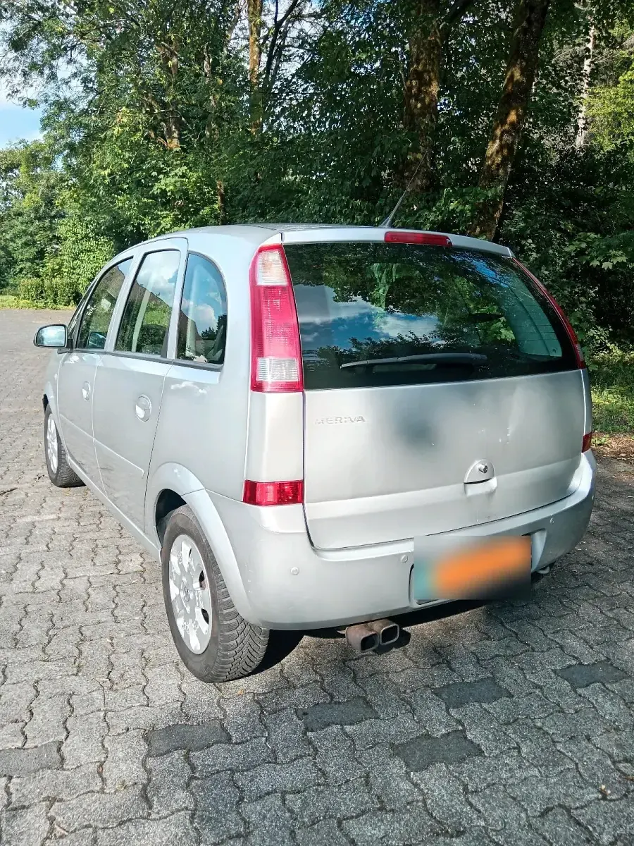 Gebraucht Opel Meriva 90 PS (66 kW) 2005 Silber Van / Kleinbus