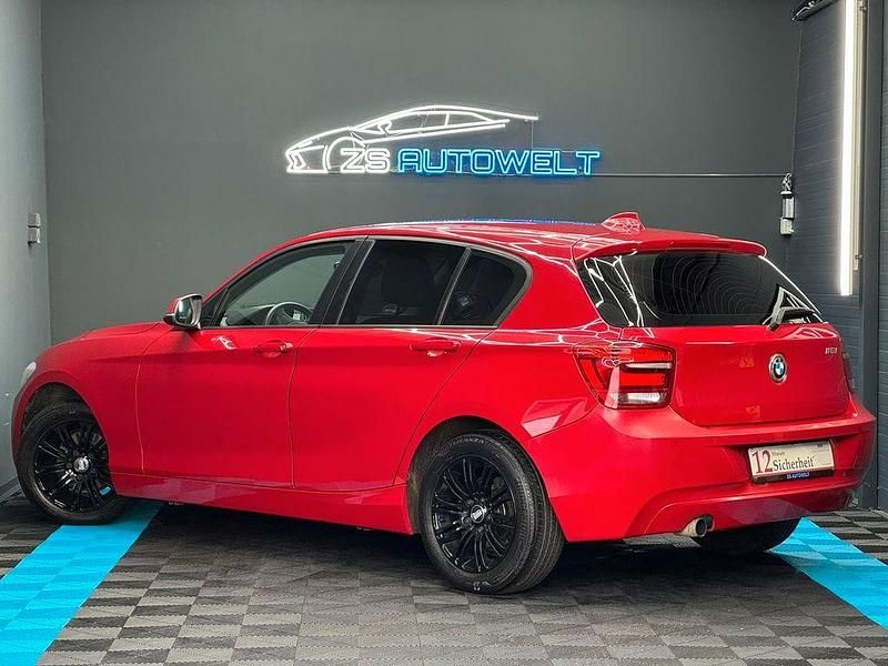 Gebraucht BMW 116 Sport Line 136 PS (100 kW) 2012 Rot Kleinwagen