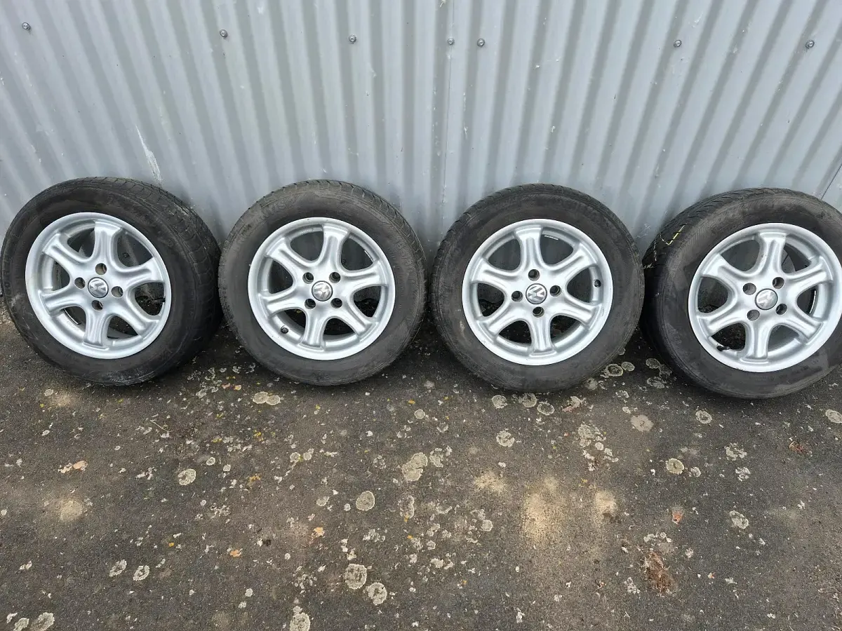 Gebraucht VW Golf III 105 PS (77 kW) 1997 Grün Kleinwagen
