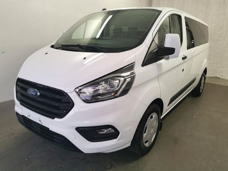 Weiß Gebraucht 2022 Ford Transit Custom Trend Kombi | 23.800 € (Teuer) - Bild 1/4