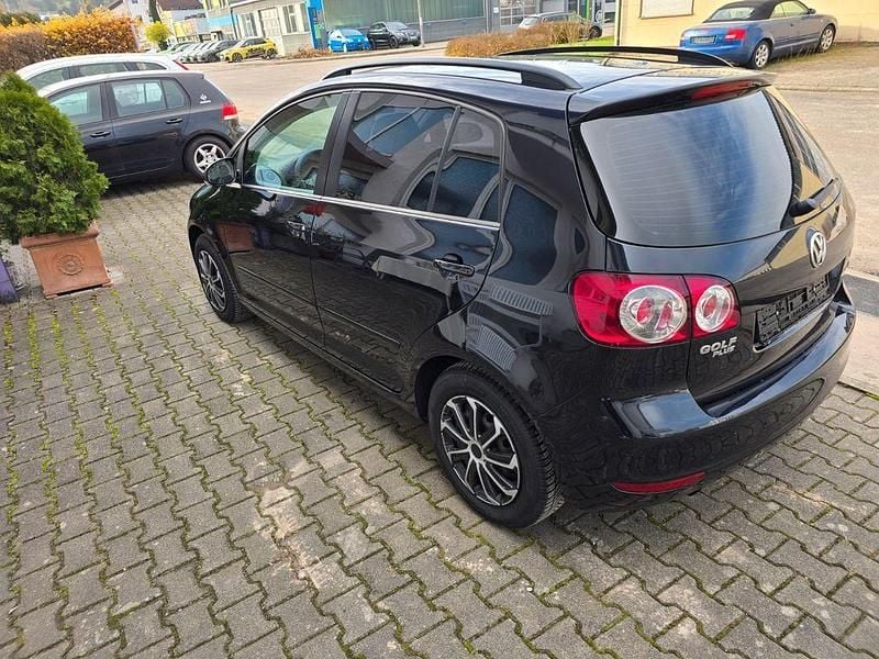 Gebraucht VW Golf Plus Cross Trendline 105 PS (77 kW) 2010 Schwarz Van / Kleinbus