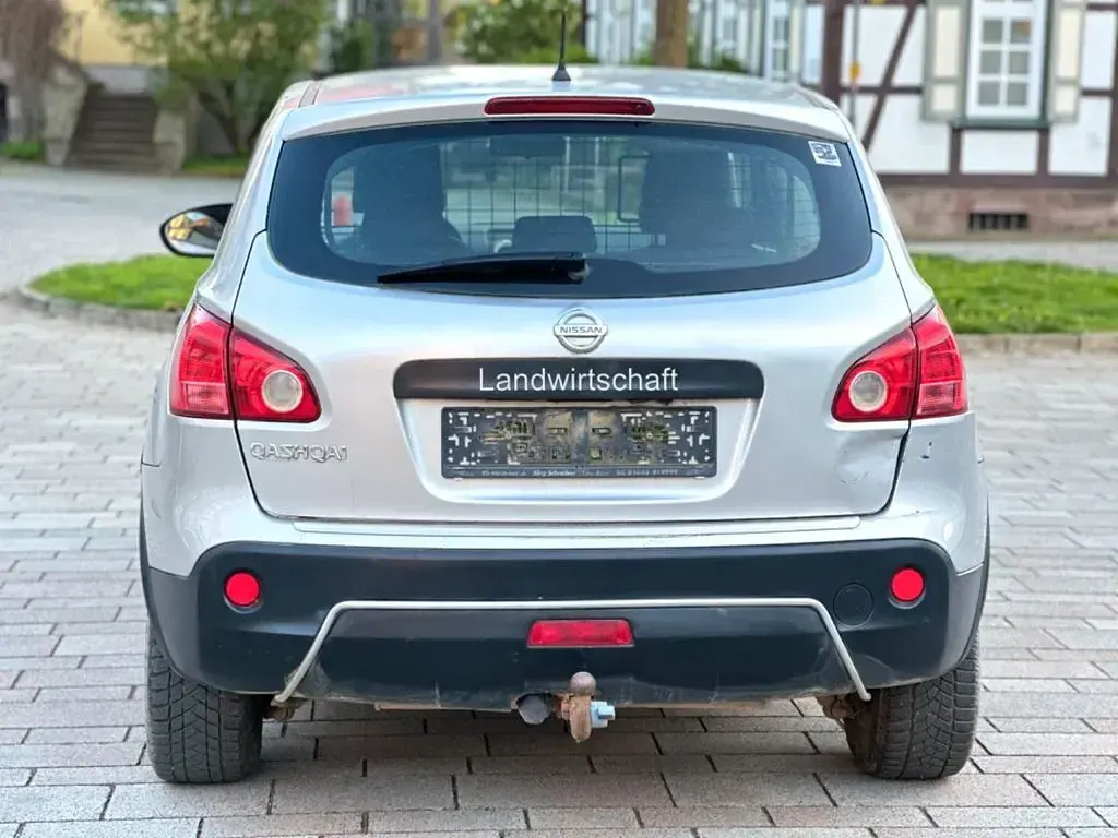 Gebraucht Nissan Qashqai Visia 141 PS (103 kW) 2008 Silber SUV
