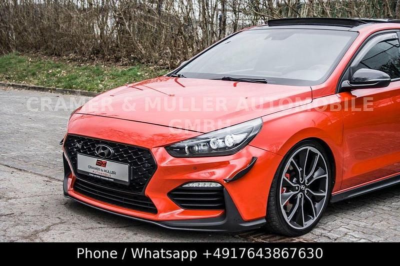 Gebraucht Hyundai i30 275 PS (202 kW) 2019 Rot Limousine