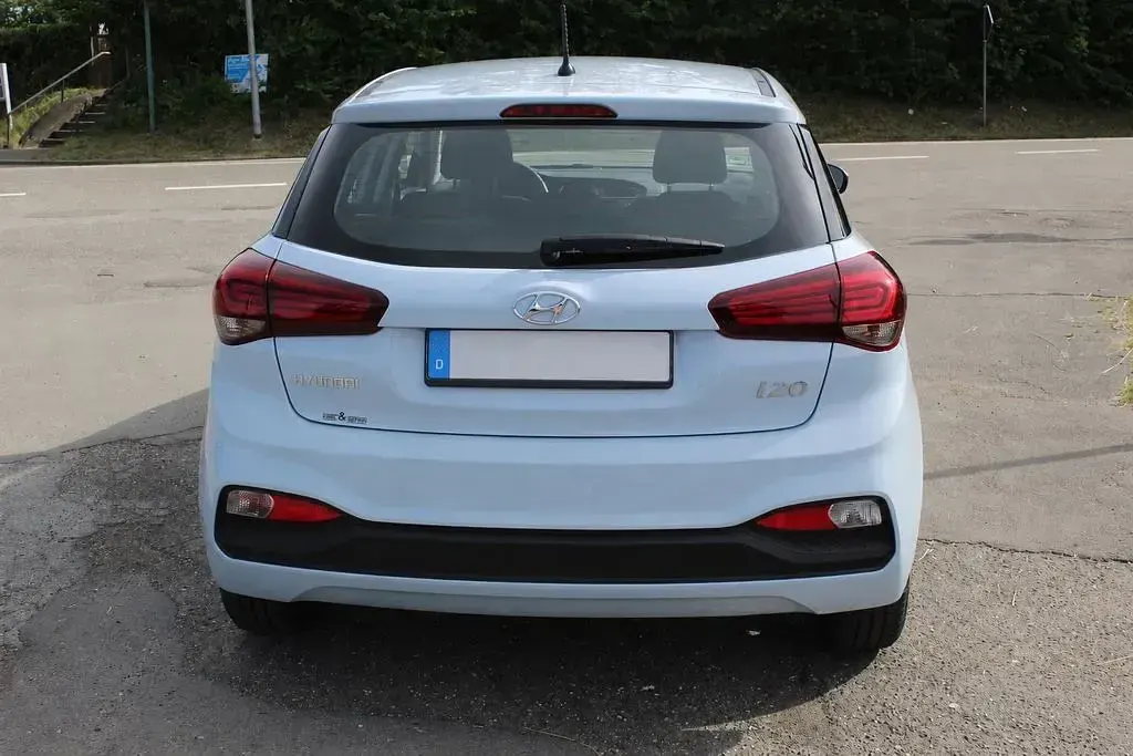 Gebraucht Hyundai i20 Select 75 PS (55 kW) 2019 Kleinwagen