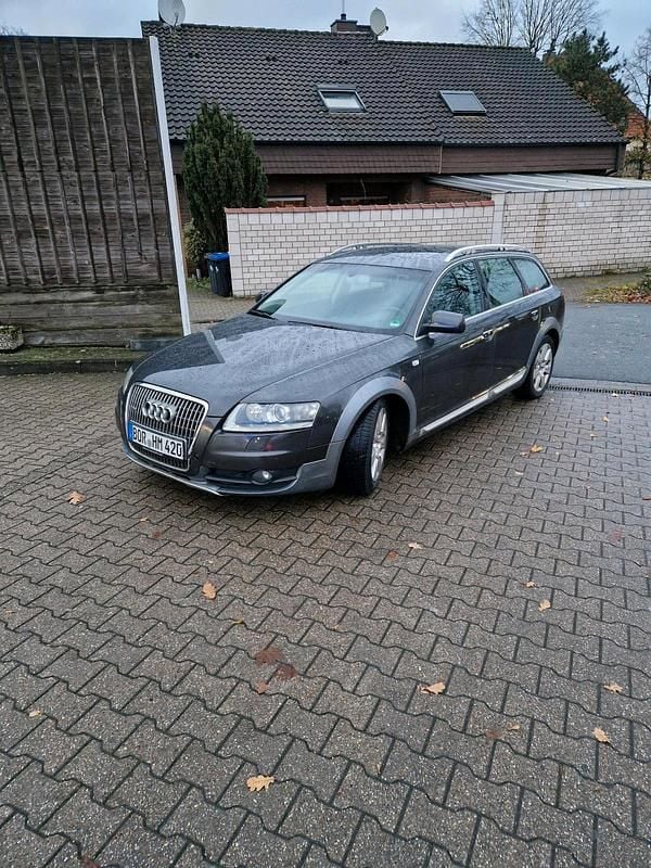 Grau Gebraucht 2006 Audi A6 Allroad Kombi | 2.550 € - Bild 1/4