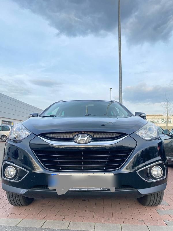 Schwarz Gebraucht 2013 Hyundai ix35 SUV | 7.500 € - Bild 1/4