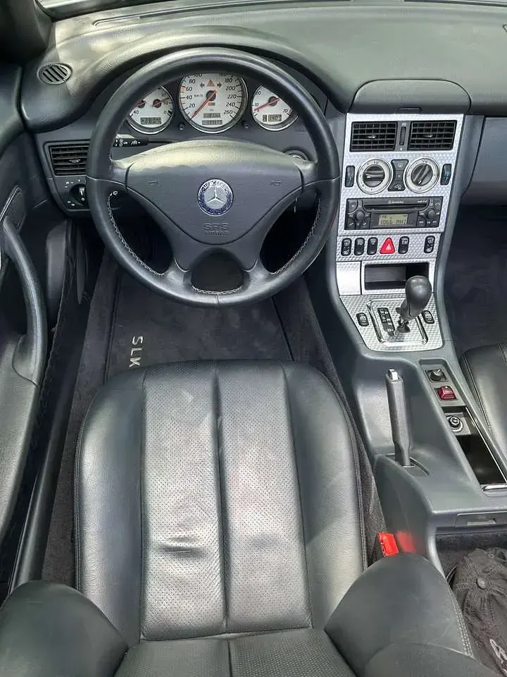 Gebraucht Mercedes SLK320 218 PS (160 kW) 2001 Silber Cabrio