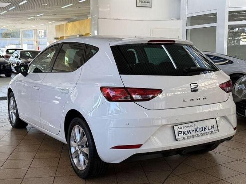 Gebraucht Seat Leon Style 116 PS (85 kW) 2019 Weiß Limousine
