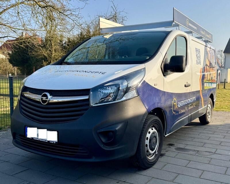 Weiß Gebraucht 2018 Opel Vivaro Van | 13.899 € (Guter Preis) - Bild 1/4