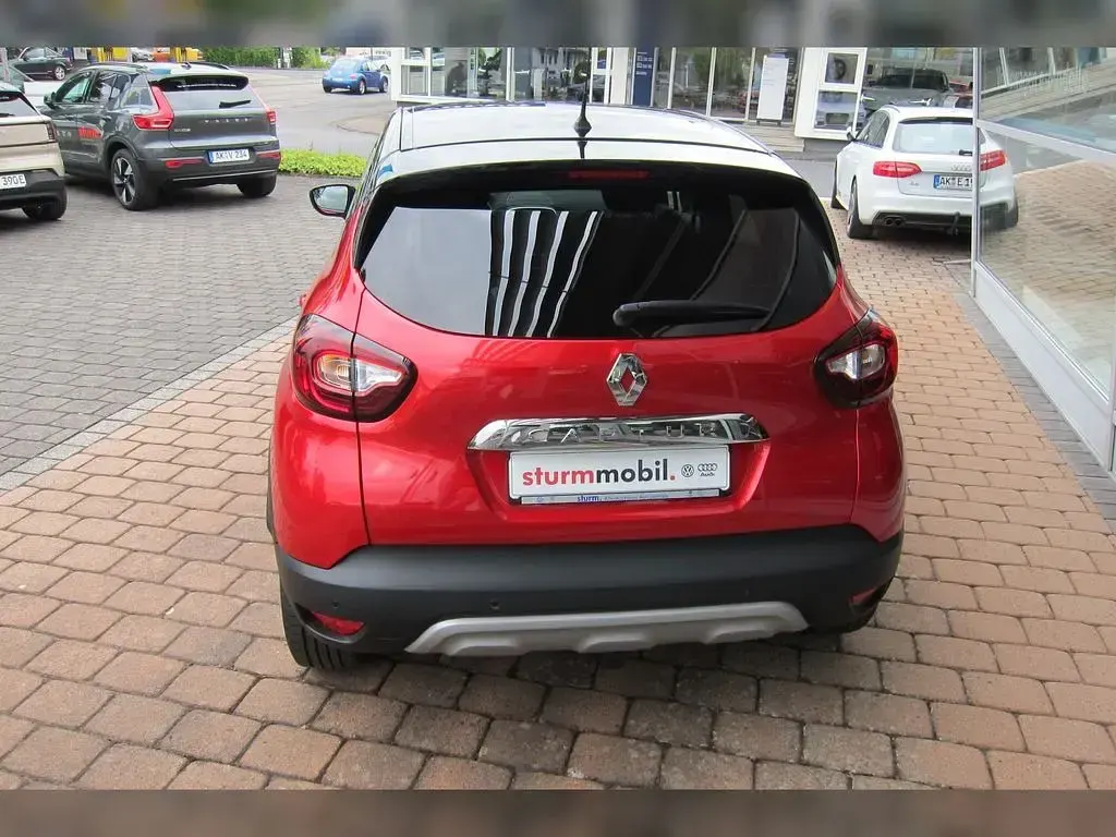 Gebraucht Renault Captur Collection 131 PS (96 kW) 2019 Rot SUV