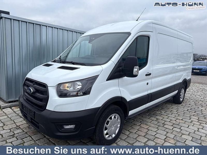 Gebraucht Ford Transit Trend 131 PS (96 kW) 2023 Frost weiß Van