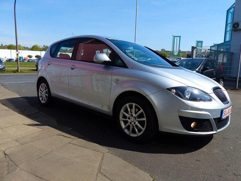 Gebraucht Seat Altea Copa 105 PS (77 kW) 2012 Silber Limousine