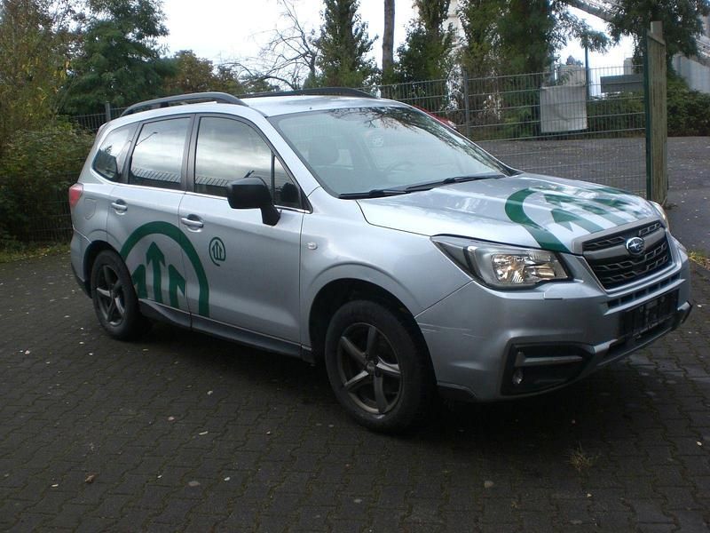Gebraucht Subaru Forester Active 147 PS (108 kW) 2018 Grün SUV