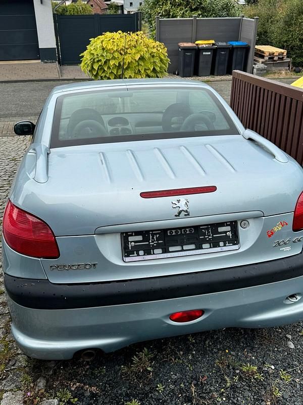 Blau Gebraucht 2002 Peugeot 206 CC Cabrio | 850 € - Bild 1/4