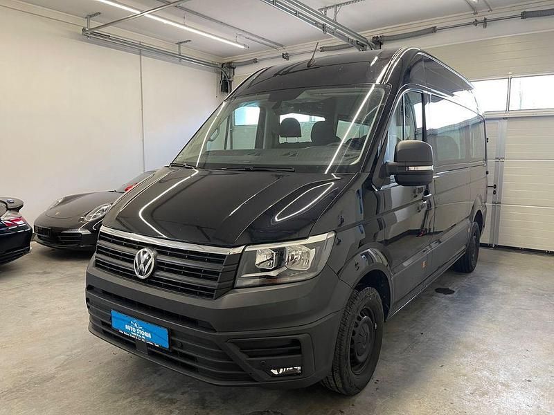 Gebraucht VW Crafter 140 PS (102 kW) 2022 Deep black perleffekt Van