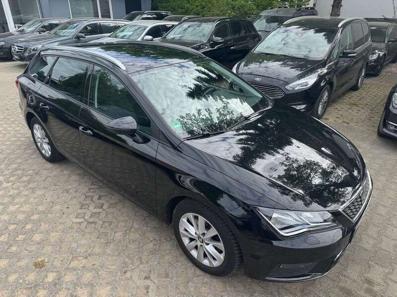 Gebraucht Seat Leon Style 125 PS (91 kW) 2017 Mitternachtsschwarz Kombi