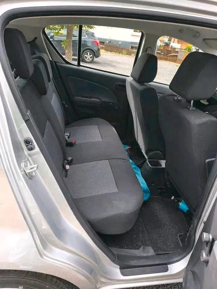 Gebraucht Opel Agila 65 PS (47 kW) 2009 Grau Kleinwagen