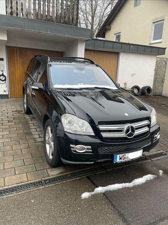 Gebraucht Mercedes GL500 387 PS (284 kW) 2007 Schwarz SUV