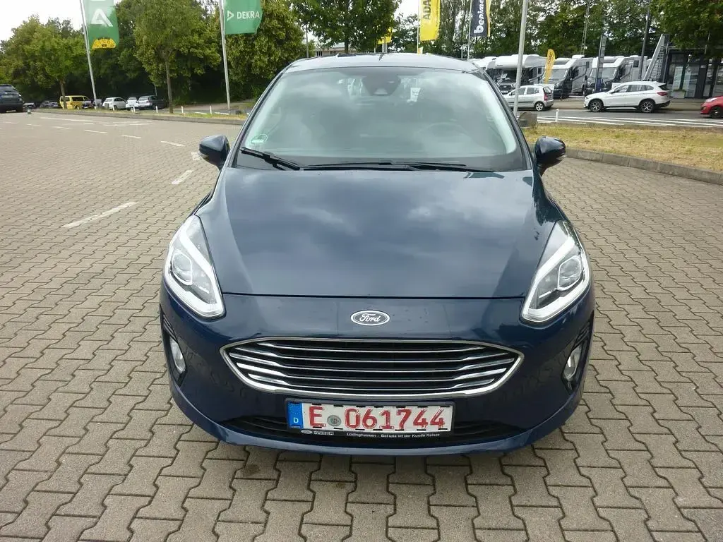 Gebraucht Ford Fiesta Titanium 120 PS (88 kW) 2018 Blau Kleinwagen