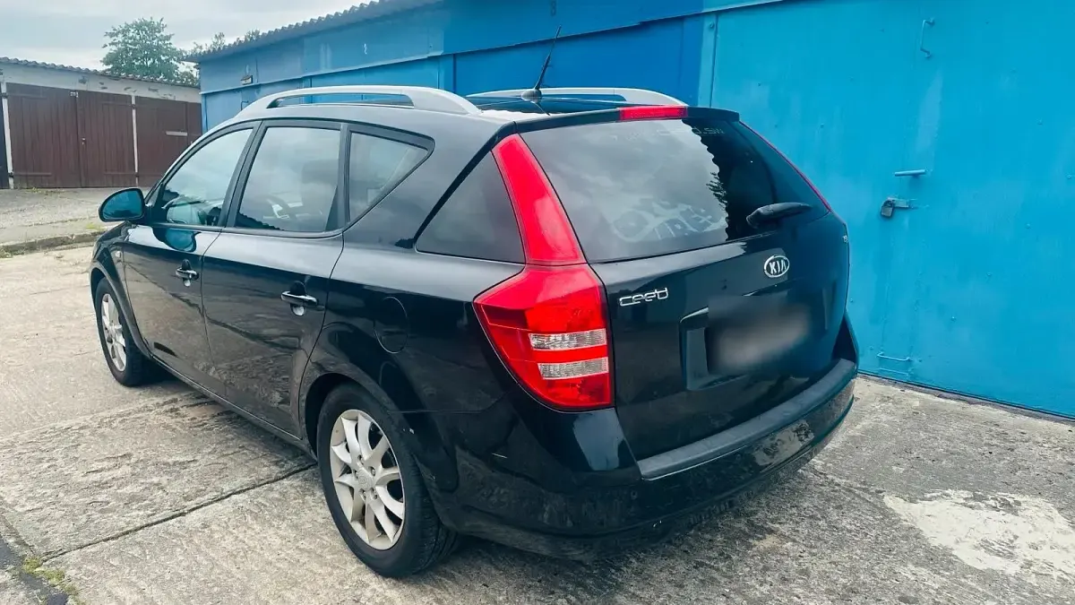 Gebraucht Kia Ceed GT 109 PS (80 kW) 2009 Schwarz Kombi