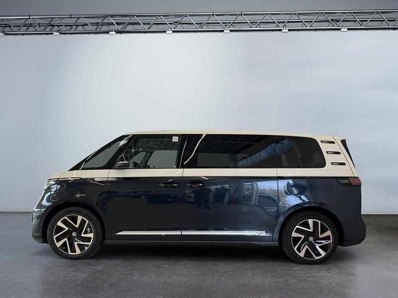 Neu VW ID. Buzz Pro 210 kW (286 PS) 2026 2 farben lackierung uni / meta Van / Kleinbus