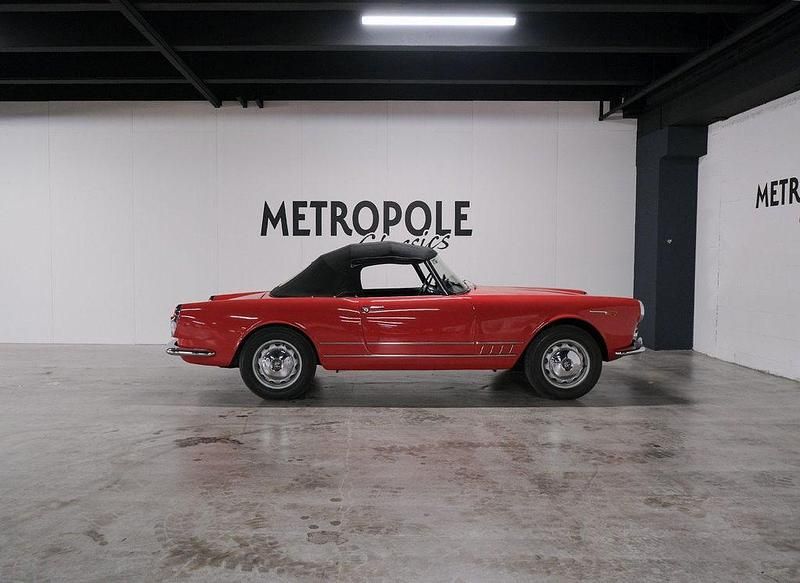 Gebraucht Alfa Romeo 2000 116 PS (85 kW) 1960 Rot Cabrio