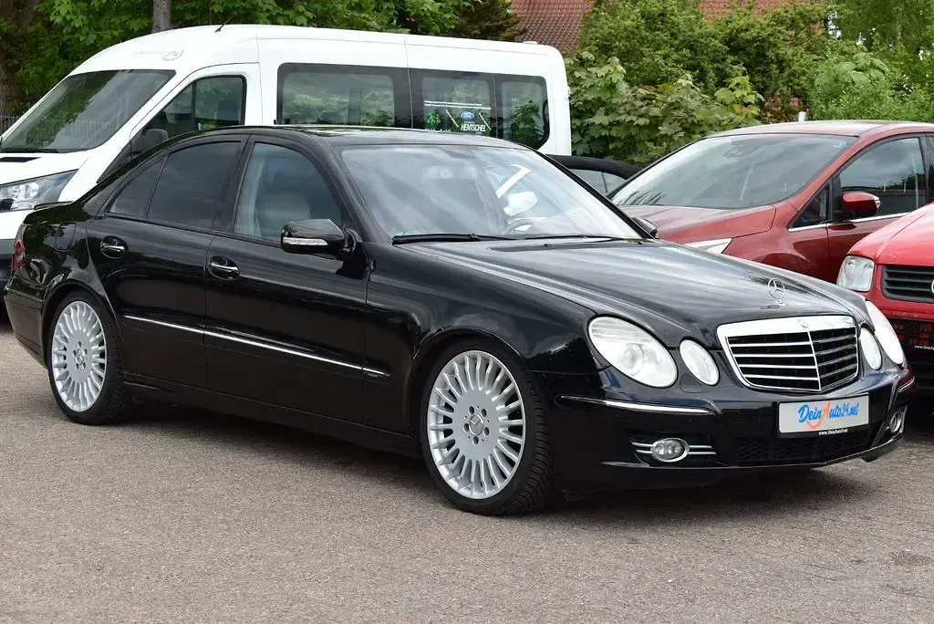 Gebraucht Mercedes E320 224 PS (164 kW) 2007 Schwarz Limousine