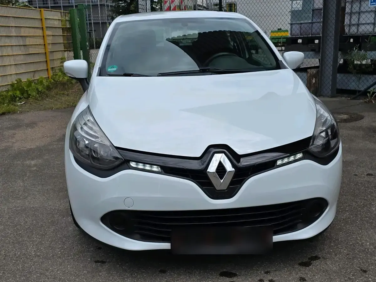 Gebraucht Renault Clio 75 PS (55 kW) 2014 Weiß Kleinwagen