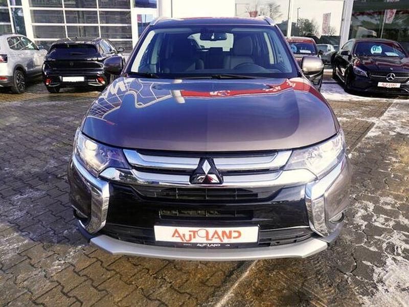 Gebraucht Mitsubishi Outlander 150 PS (110 kW) 2018 Braun SUV