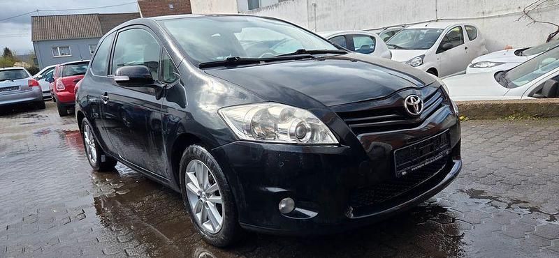 Gebraucht Toyota Auris Basis 101 PS (74 kW) 2010 Schwarz Limousine