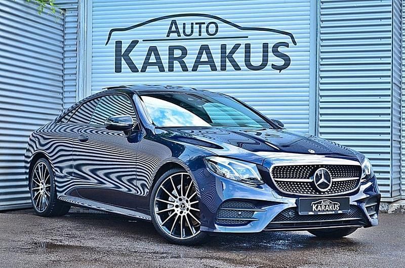 Cavansitblau Gebraucht 2019 Mercedes E220 AMG line Coupé | 39.495 € (Etwas zu teuer) - Bild 1/4